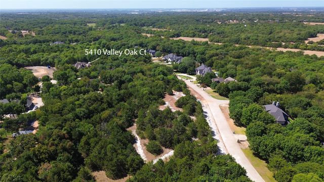 5410 Valley Oak Court, Mckinney, TX 75071