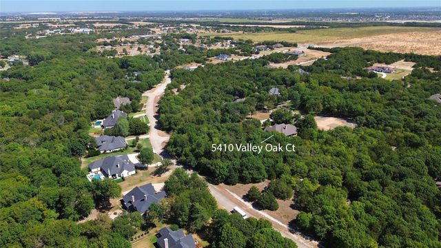 5410 Valley Oak Court, Mckinney, TX 75071