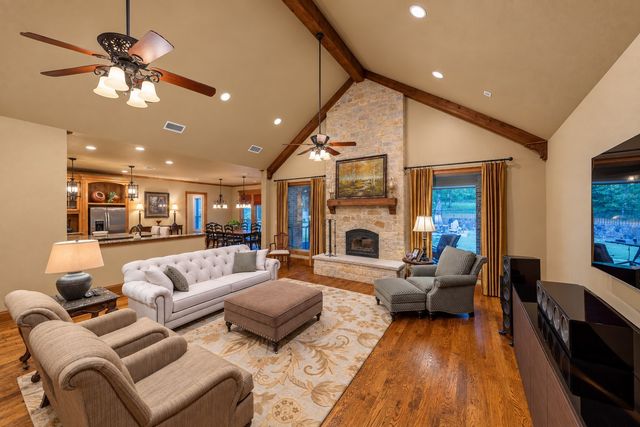 5410 Valley Oak Court, Mckinney, TX 75071