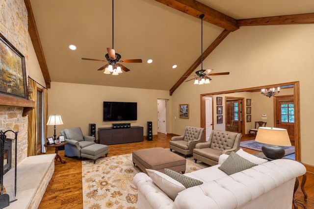 5410 Valley Oak Court, Mckinney, TX 75071