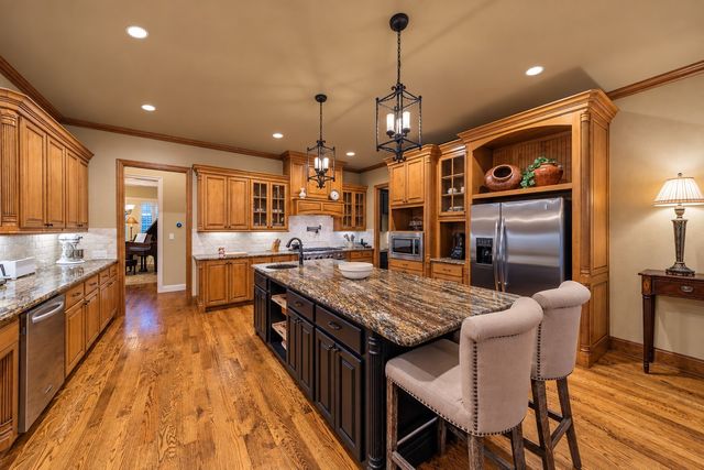 5410 Valley Oak Court, Mckinney, TX 75071