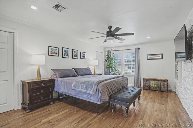 2471 E 22nd Place, Tulsa, OK 74114