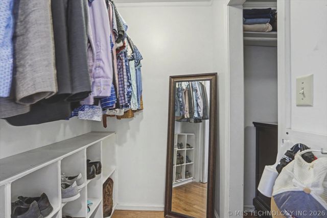 2471 E 22nd Place, Tulsa, OK 74114