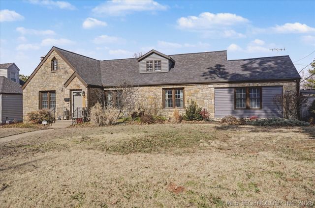 2471 E 22nd Place, Tulsa, OK 74114