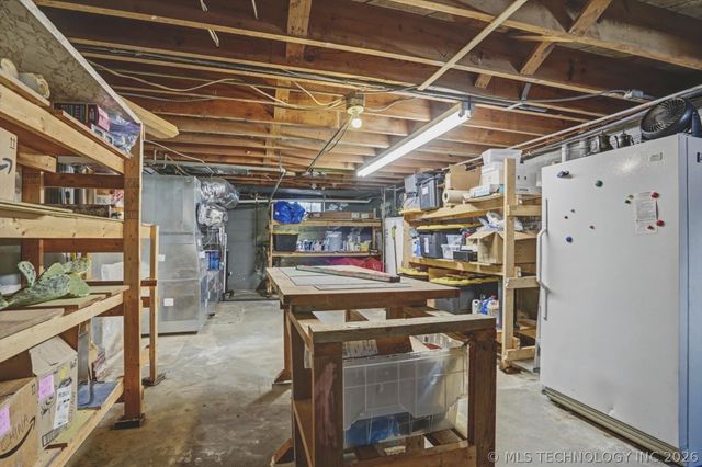 2471 E 22nd Place, Tulsa, OK 74114