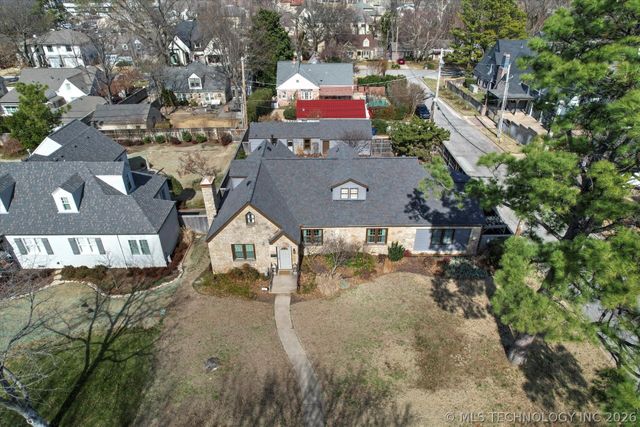 2471 E 22nd Place, Tulsa, OK 74114