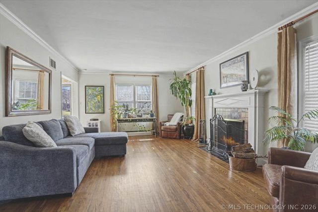 2471 E 22nd Place, Tulsa, OK 74114