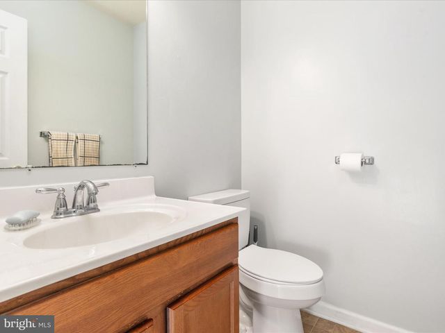 1005 KILMER CT, Martinsburg, WV 25401