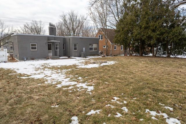 603 W 18th Street, Cedar Falls, IA 50613