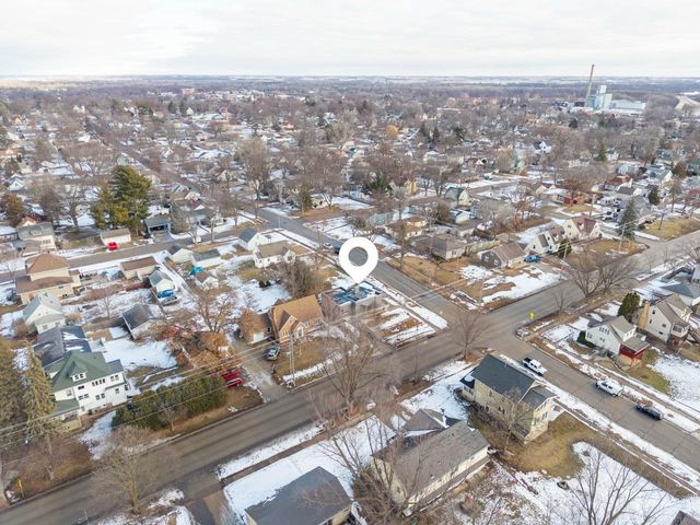 603 W 18th Street, Cedar Falls, IA 50613