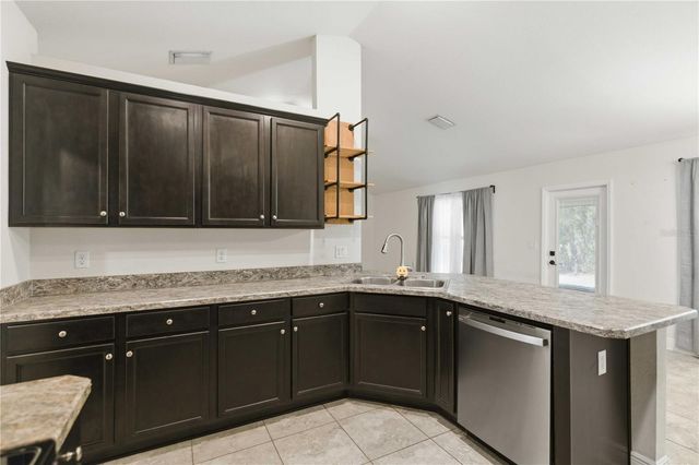 35 SPECEBERRY CIRCLE, Homosassa, FL 34446
