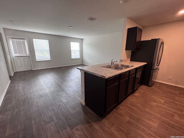 106 Moscovy Duck, San Antonio, TX 78253