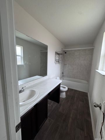 106 Moscovy Duck, San Antonio, TX 78253