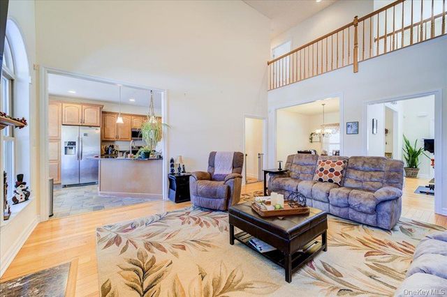 50 Meghan Court, Pine Bush, NY 12566