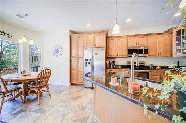 50 Meghan Court, Pine Bush, NY 12566