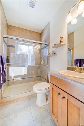 50 Meghan Court, Pine Bush, NY 12566