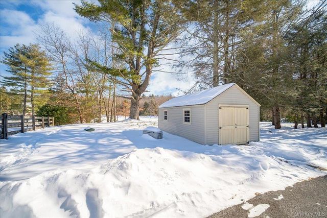 50 Meghan Court, Pine Bush, NY 12566