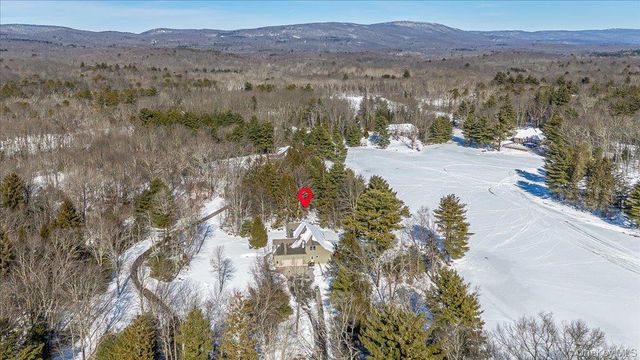 50 Meghan Court, Pine Bush, NY 12566