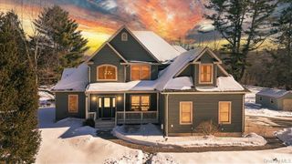 50 Meghan Court, Pine Bush, NY 12566