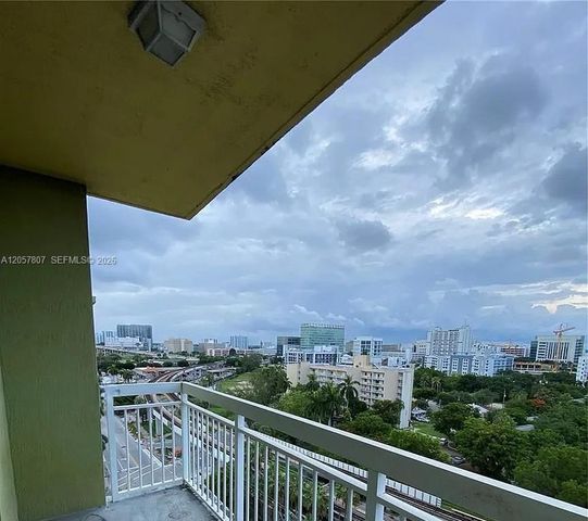 816 NW 11th St 1203, Miami, FL 33136