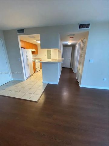 816 NW 11th St 1203, Miami, FL 33136