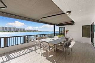 406 La Peninsula BLVD 406, Naples, FL 34113