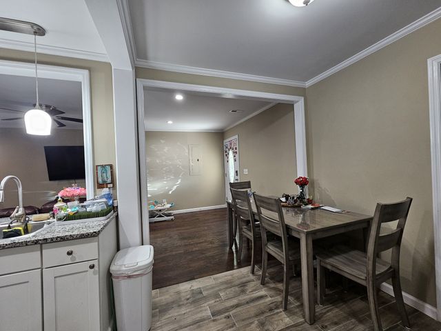 107 Gentry St, Tullahoma, TN 37388