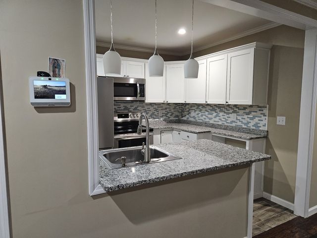 107 Gentry St, Tullahoma, TN 37388