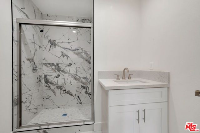 529 W 90th Street, Los Angeles, CA 90044