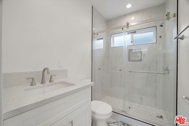 529 W 90th Street, Los Angeles, CA 90044