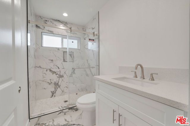 529 W 90th Street, Los Angeles, CA 90044