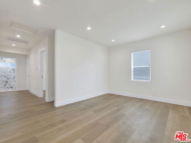 529 W 90th Street, Los Angeles, CA 90044