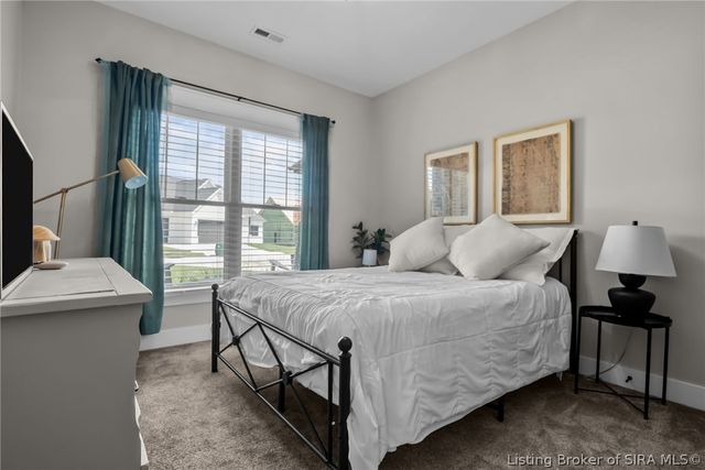 3005 Grand Pointe, Jeffersonville, IN 47130