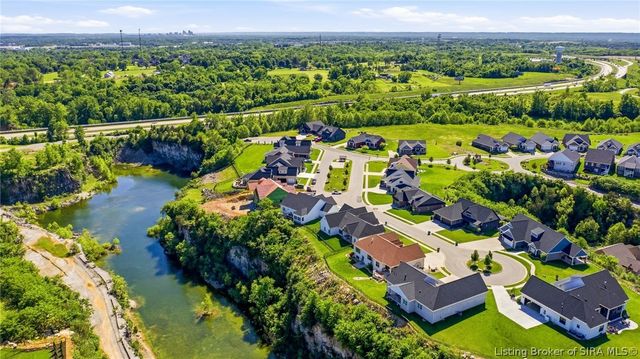 3005 Grand Pointe, Jeffersonville, IN 47130