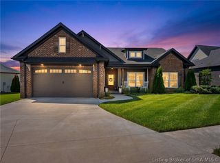 3005 Grand Pointe, Jeffersonville, IN 47130