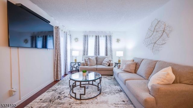200 Park Rd A3, Bayonne City, NJ 07002