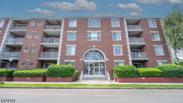 200 Park Rd A3, Bayonne City, NJ 07002