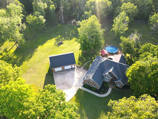 256 Lakehill Beach Estates Rd, Springville, TN 38256