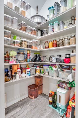 3519 Tunnel Avenue, Aubrey, TX 76227