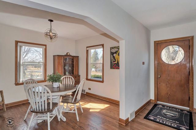 15201 Lavergne Avenue, Oak Forest, IL 60452