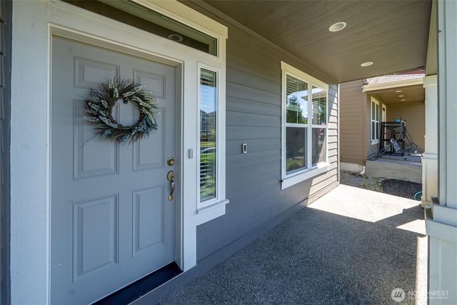 18428 Village Parkway E, Bonney Lake, WA 98391