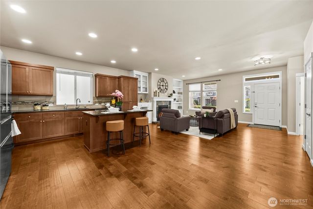 18428 Village Parkway E, Bonney Lake, WA 98391