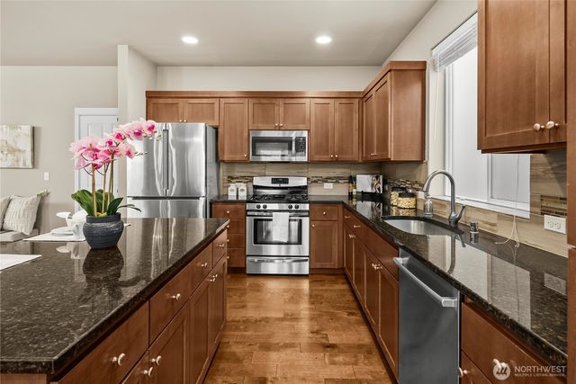 18428 Village Parkway E, Bonney Lake, WA 98391
