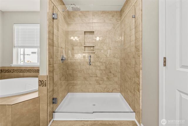 18428 Village Parkway E, Bonney Lake, WA 98391