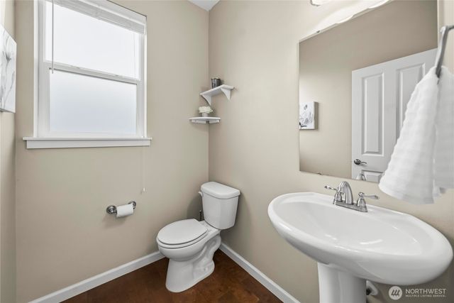 18428 Village Parkway E, Bonney Lake, WA 98391
