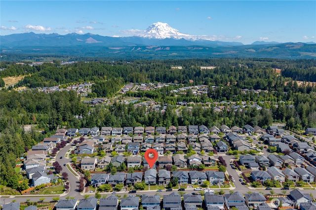18428 Village Parkway E, Bonney Lake, WA 98391