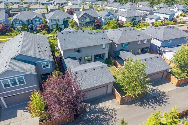 18428 Village Parkway E, Bonney Lake, WA 98391