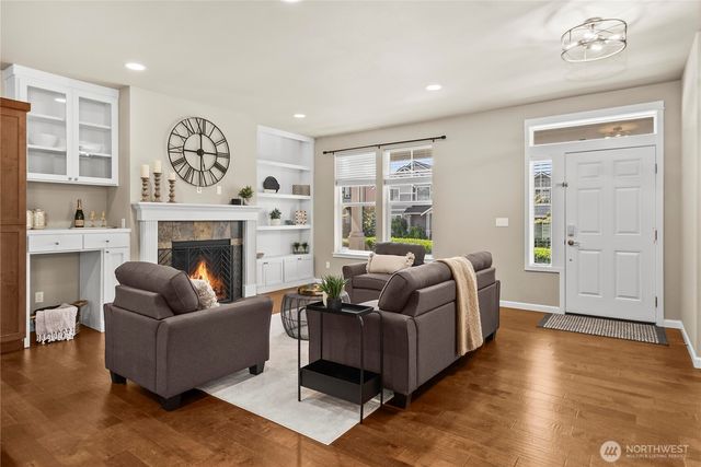 18428 Village Parkway E, Bonney Lake, WA 98391