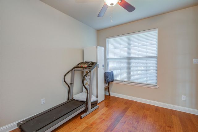 12902 Oak Falls Drive, Pearland, TX 77584