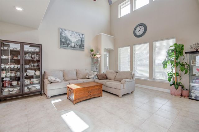 12902 Oak Falls Drive, Pearland, TX 77584